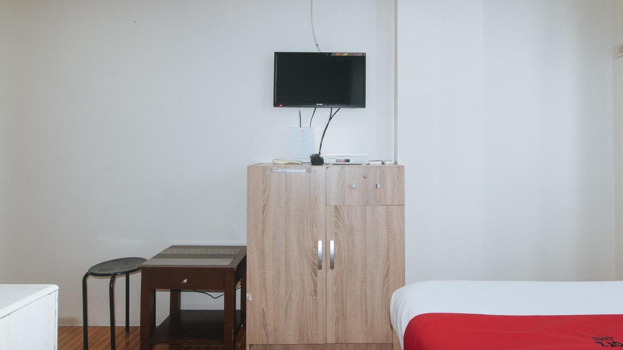 Reddoorz At Goldentown Hotel Davao City Екстериор снимка